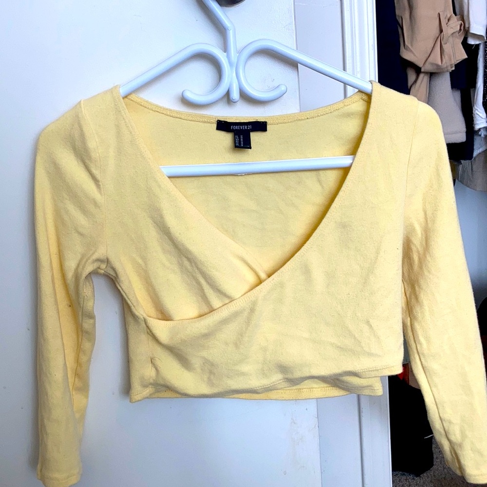 Light Lemon Yellow Crop Top - Forever 21 Size Medium